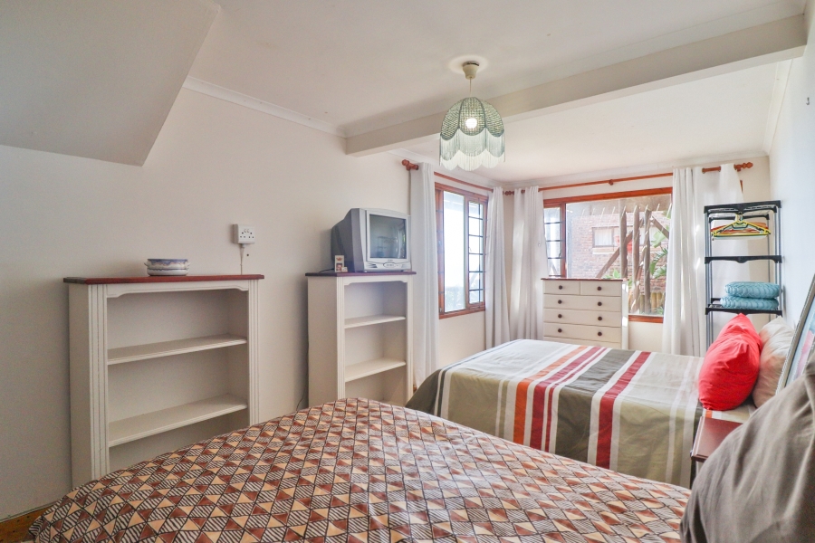 10 Bedroom Property for Sale in Dana Bay Western Cape